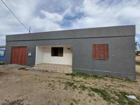 Foto 2 de Casa para alugar no bairro Tarumã, Bage