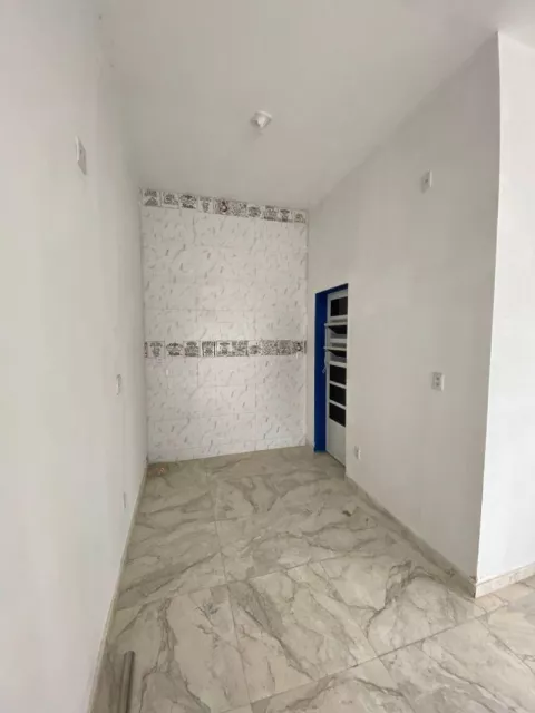 Foto 5 de SALA COMERCIAL PRÓXIMA À SANTA TECLA