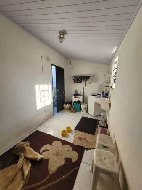 Foto 5 de Casa para Locação, próxima à pista de Skate